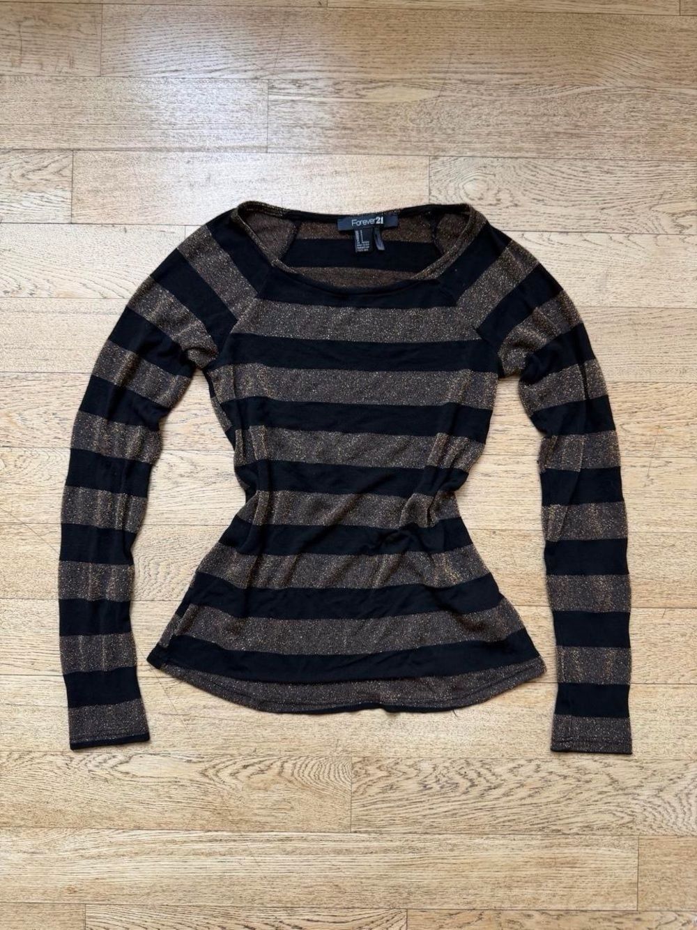 Vintage Forever 21 Black and Gold Metallic Stripe Long Sleeve Top